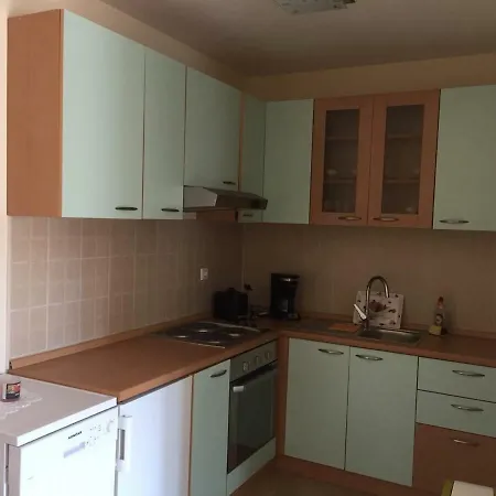 Ejla * メドゥリン